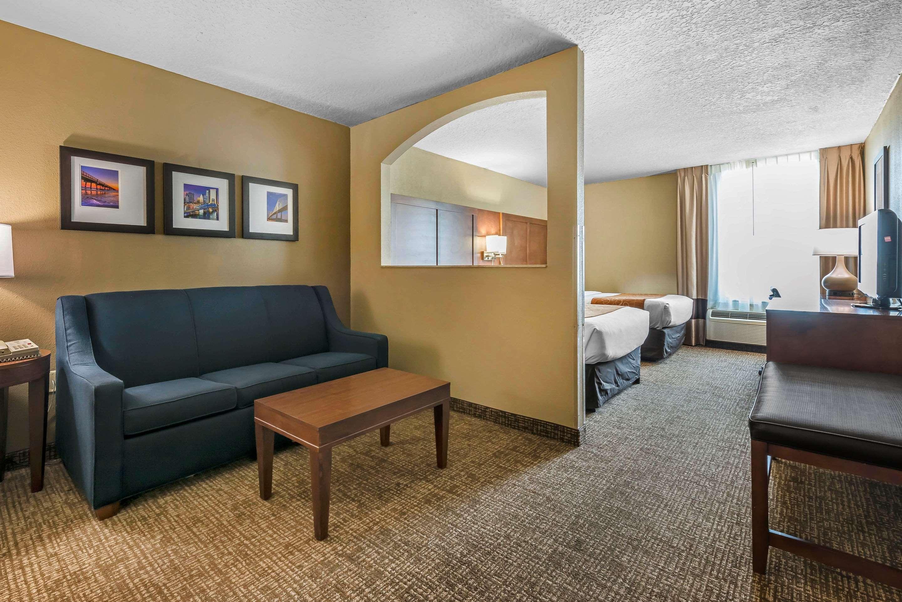 Comfort Suites Baymeadows Near Butler Blvd Jacksonville Exteriér fotografie