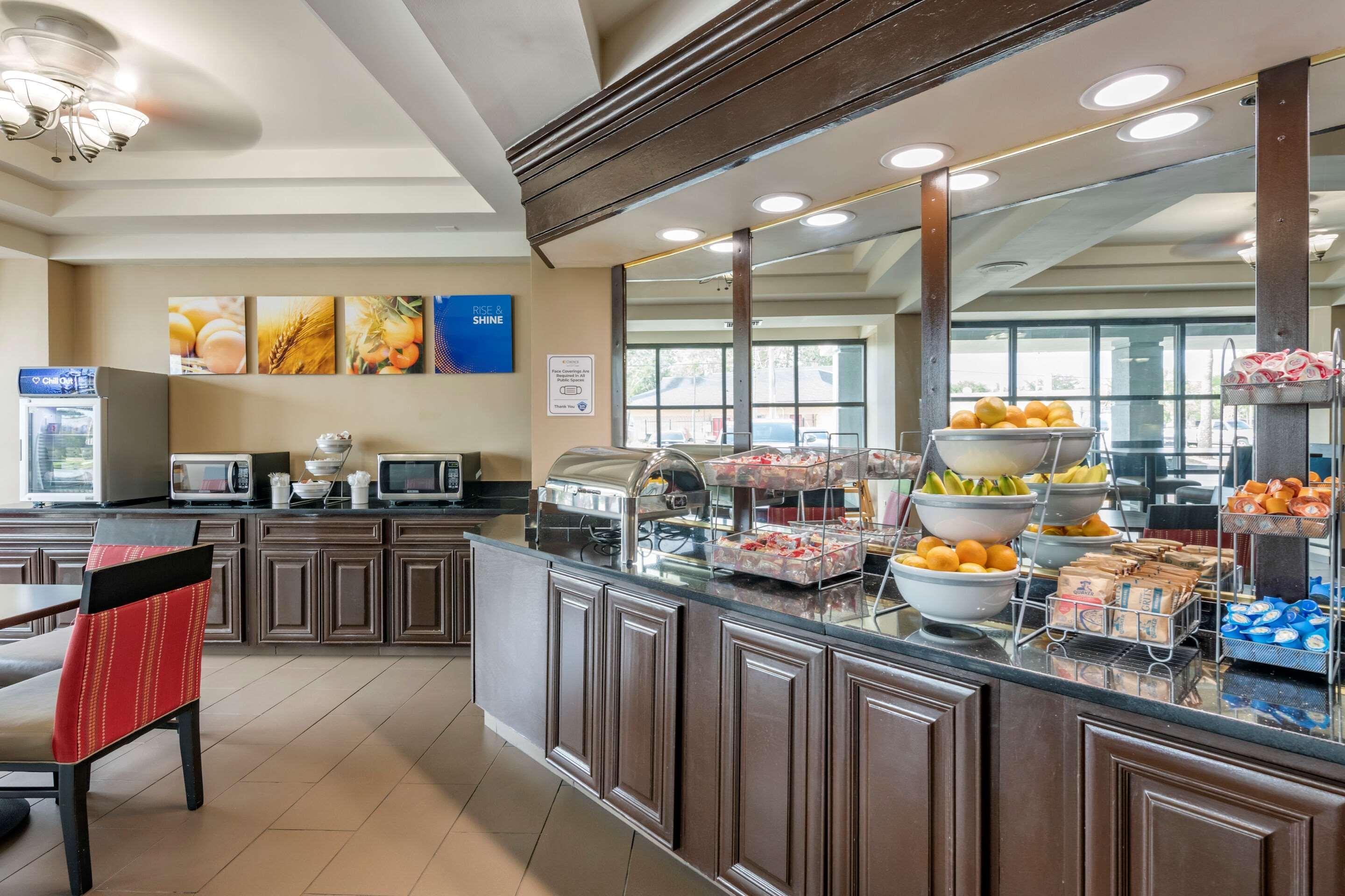 Comfort Suites Baymeadows Near Butler Blvd Jacksonville Exteriér fotografie
