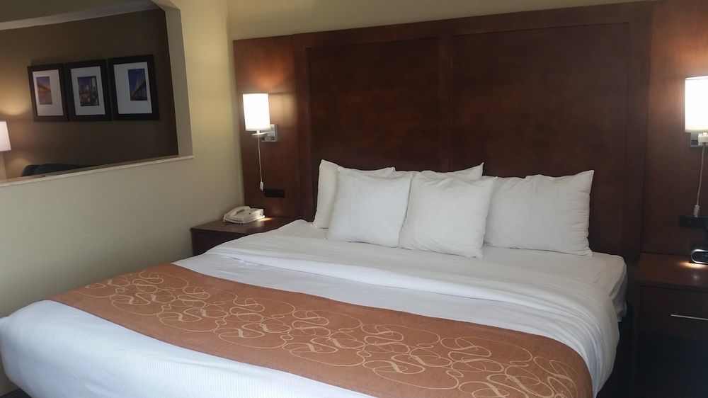 Comfort Suites Baymeadows Near Butler Blvd Jacksonville Exteriér fotografie
