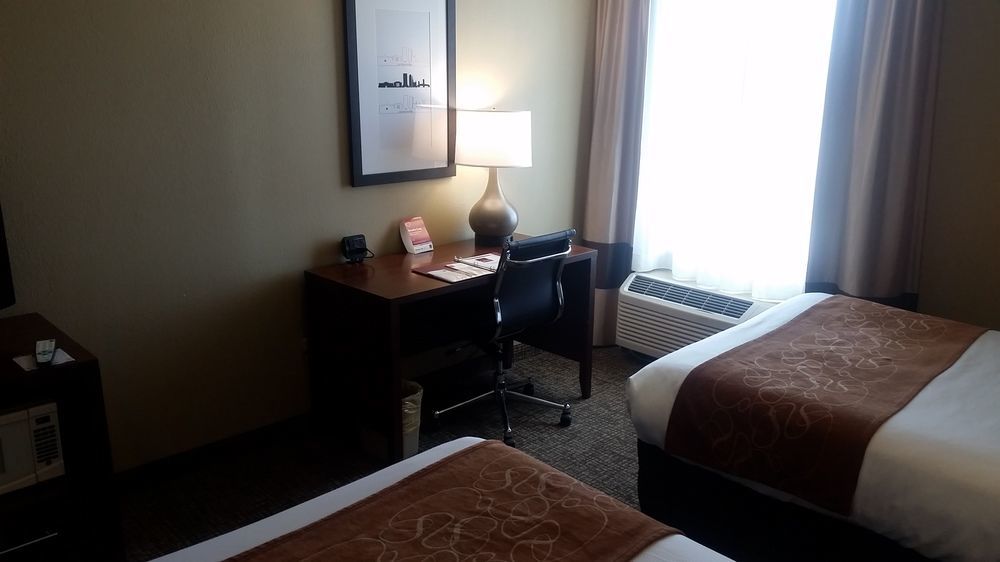Comfort Suites Baymeadows Near Butler Blvd Jacksonville Exteriér fotografie